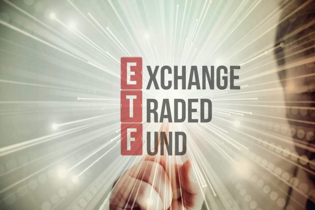Beat 97.7% of Actively Managed Funds in Canada With This 1 Cheap Index ETF Beat 97.7% of Actively Managed Funds in Canada With This 1 Cheap Index ETF