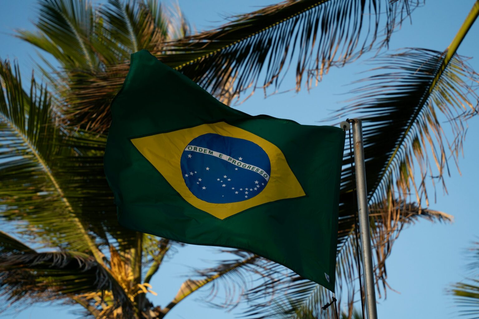 Bitcoin Momentum Builds In Brazil As Average Investment Breaks $1,000 Bitcoin