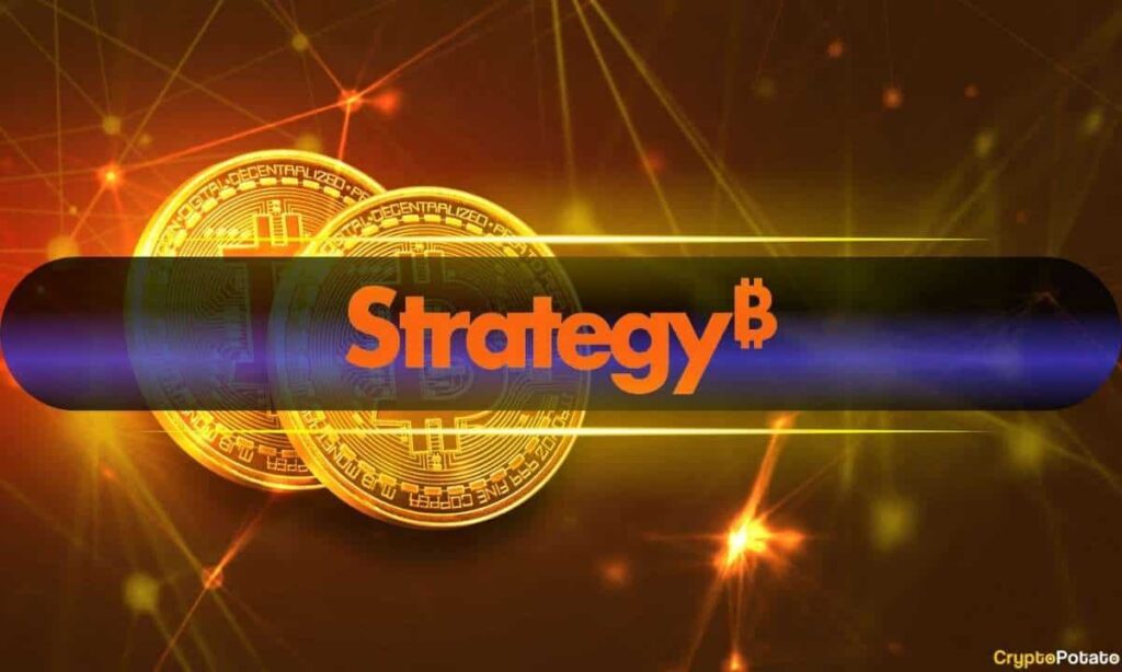 Strategy Buys More Bitcoin but Turns Attention to USD Reserve With $300M Injection Strategy Buys More Bitcoin but Turns Attention to USD Reserve With $300M Injection